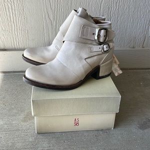 AS 98 Boots